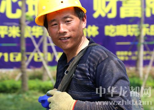 致敬！“五一”堅(jiān)守崗位的“最美勞動(dòng)者”